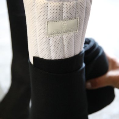 Kentucky Horsewear Bandage Pads White/Black 45x40cm